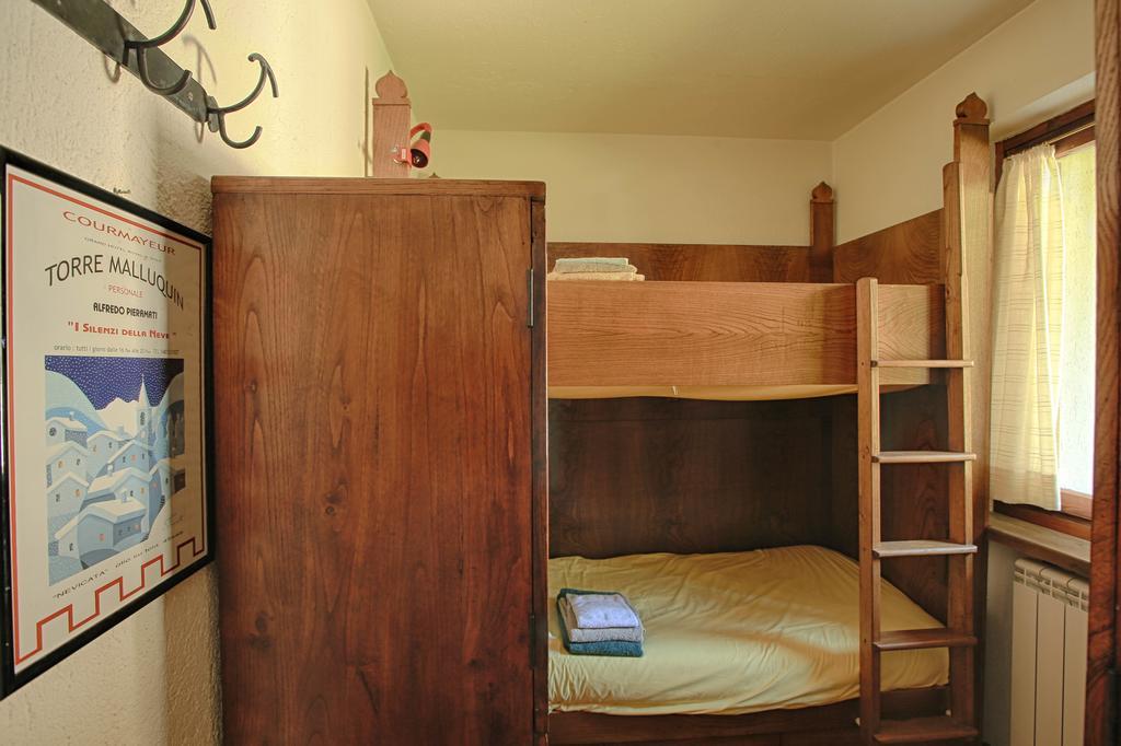 Altido Charming Apartments With Mountain Views And Green Backyard In Verrand Camera foto